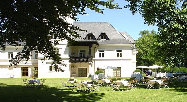 BA1315_Anwesen_Oberbayern_Ansicht1-1.jpg